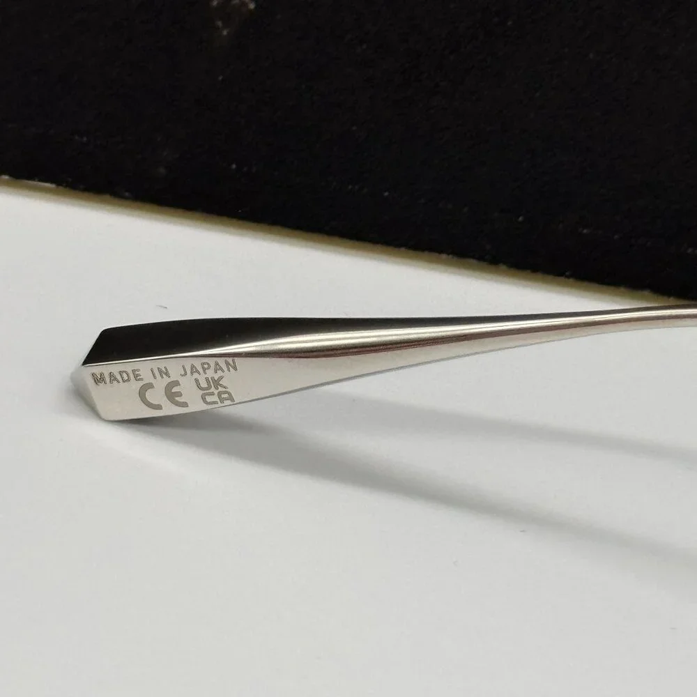 NEW VALENTINO VLS-168B SILVER BLUE UNISEX SUNGLASSES - Picture 7 of 9